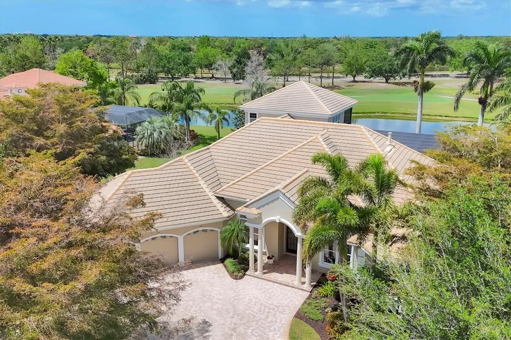 7011 Portmarnock Place Lakewood Ranch FL 34202