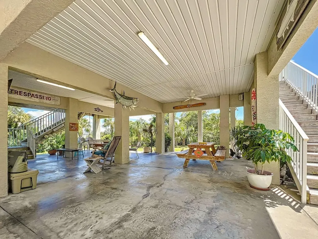 4514 Fishman Avenue Weeki Wachee FL 34607