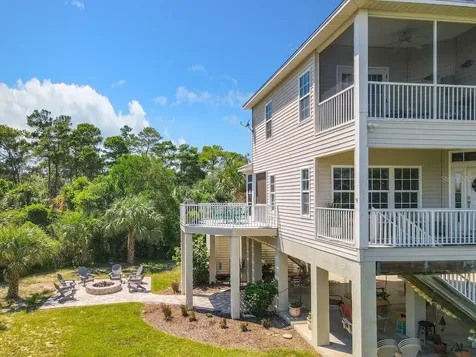 4514 Fishman Avenue Weeki Wachee FL 34607