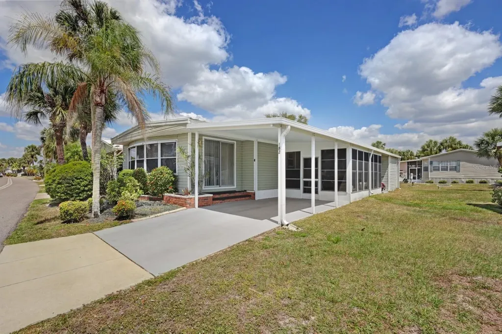 2100 Kings Highway Port Charlotte FL 33980