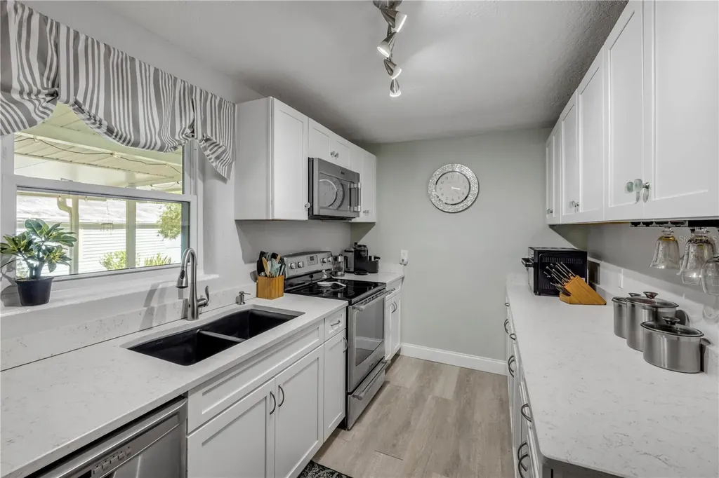 1463 Josephine Street New Smyrna Beach FL 32168