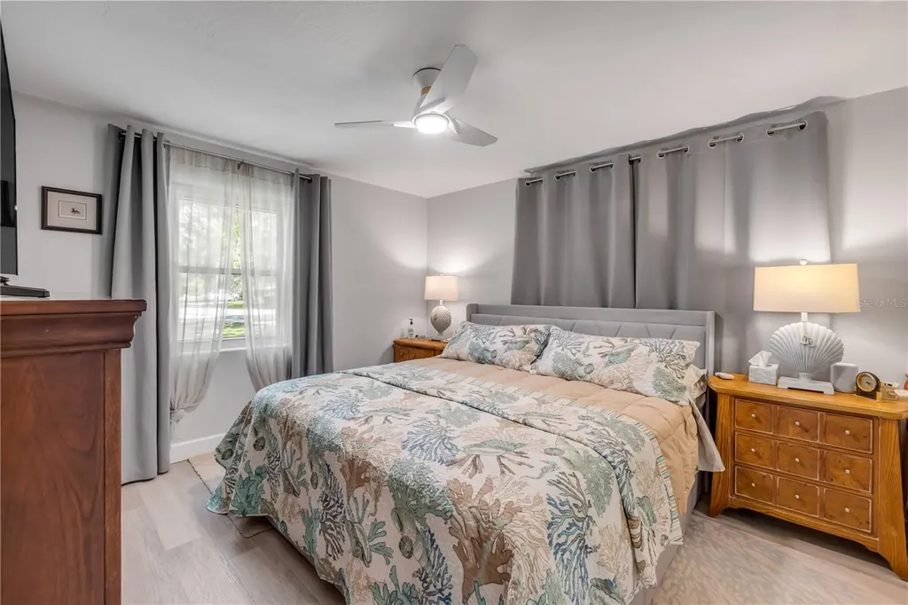 1463 Josephine Street New Smyrna Beach FL 32168