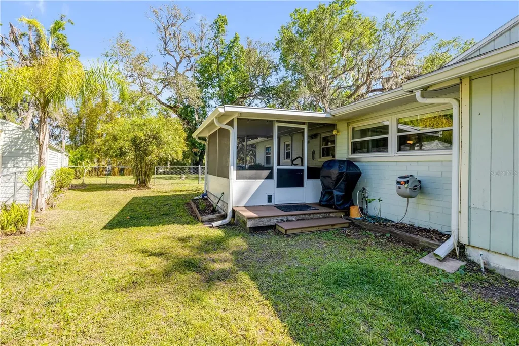 1463 Josephine Street New Smyrna Beach FL 32168