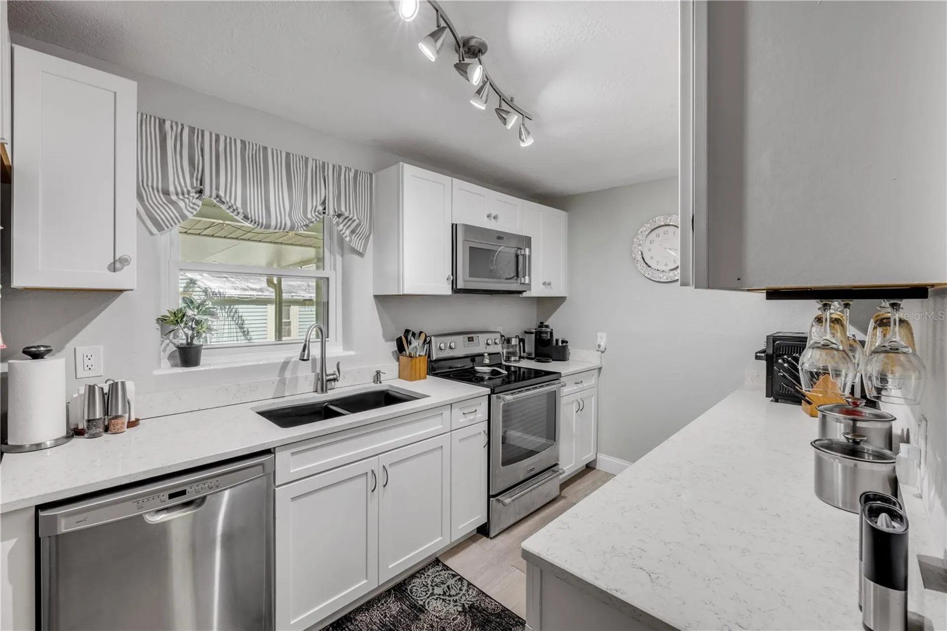 1463 Josephine Street New Smyrna Beach FL 32168