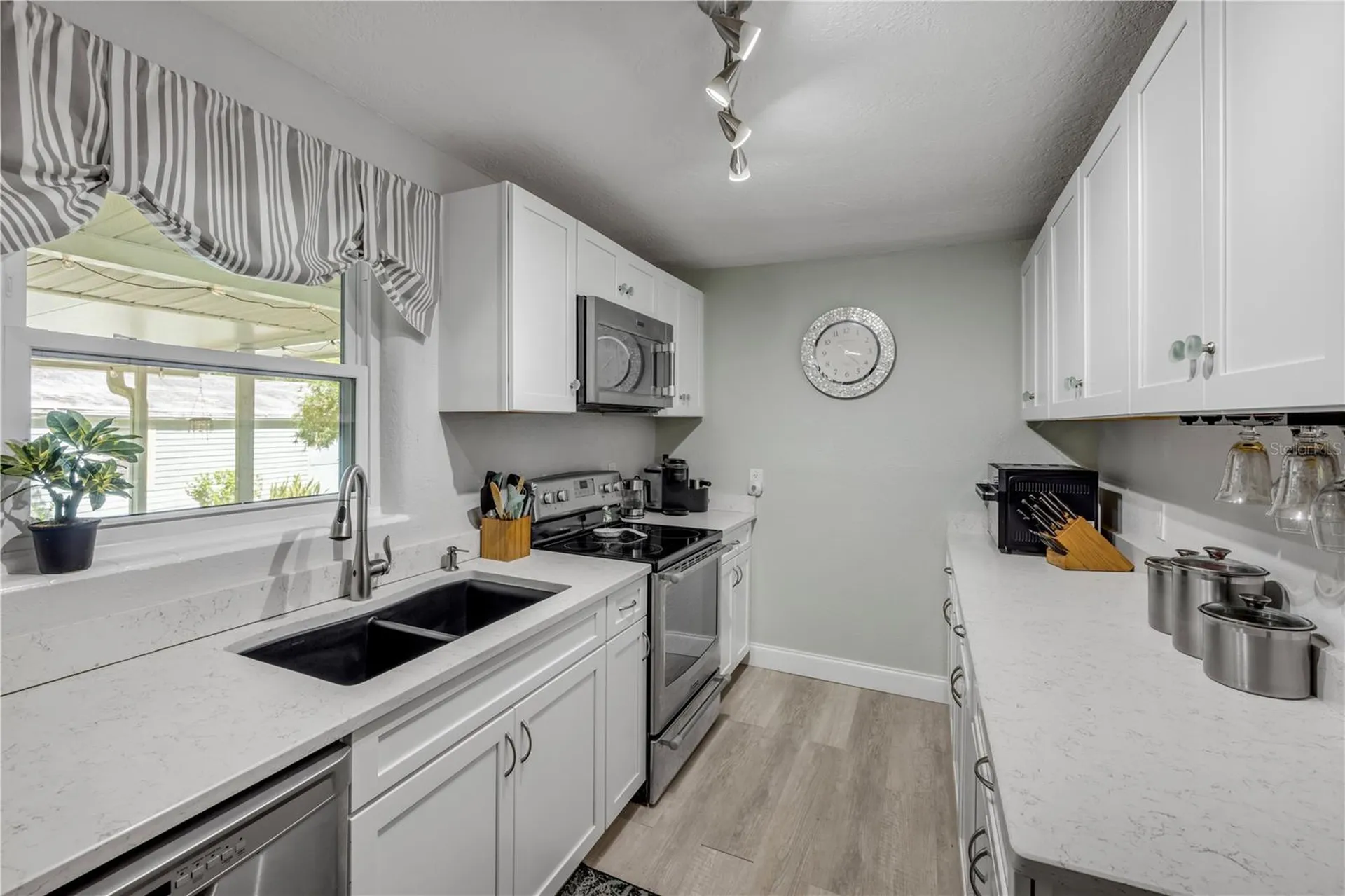1463 Josephine Street New Smyrna Beach FL 32168