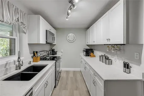 1463 Josephine Street New Smyrna Beach FL 32168