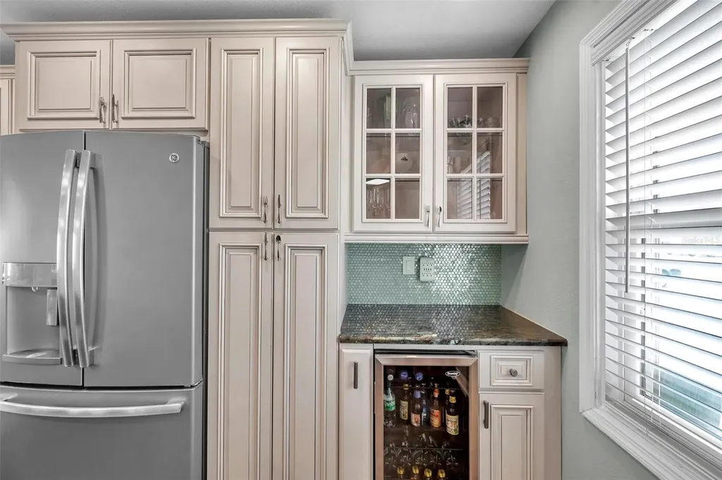 4768 Coquina Key Drive SE St Petersburg FL 33705