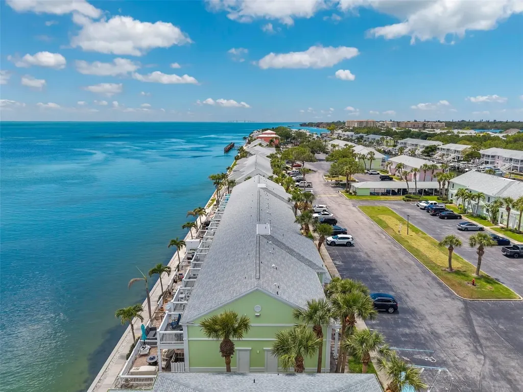4768 Coquina Key Drive SE St Petersburg FL 33705