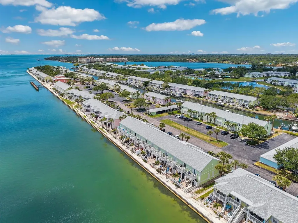 4768 Coquina Key Drive SE St Petersburg FL 33705