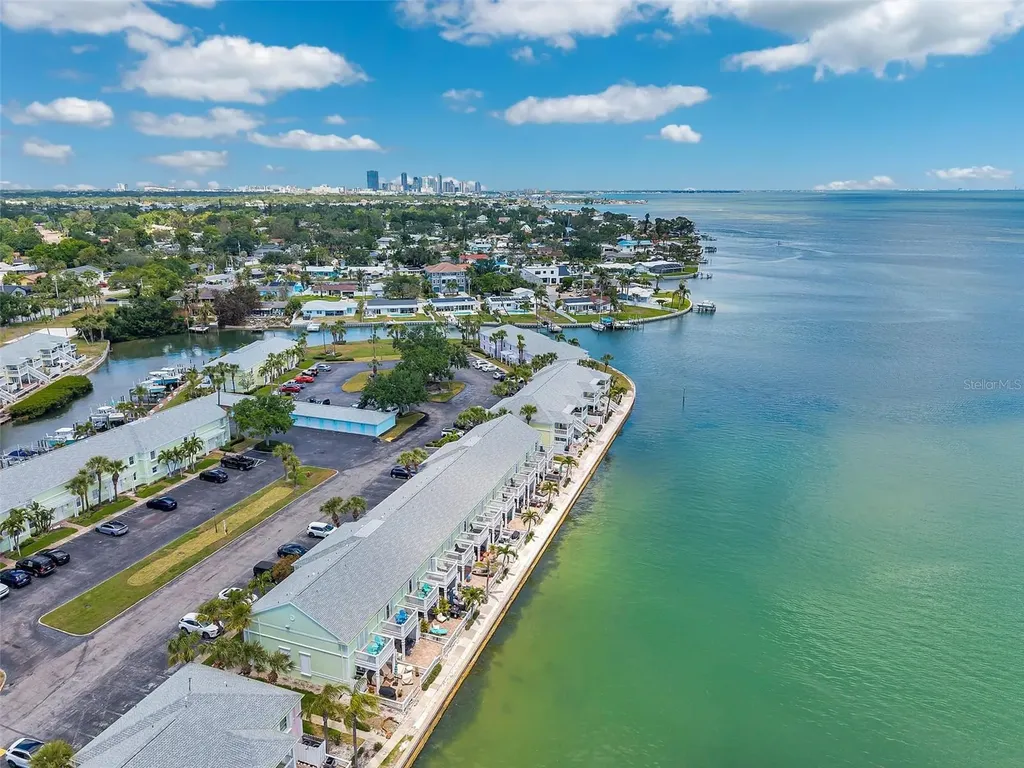 4768 Coquina Key Drive SE St Petersburg FL 33705