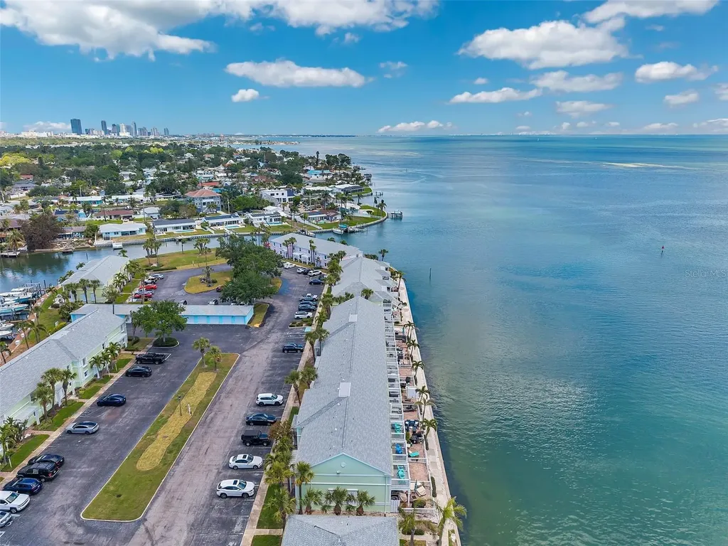 4768 Coquina Key Drive SE St Petersburg FL 33705