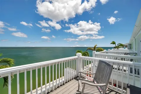 4768 Coquina Key Drive SE St Petersburg FL 33705