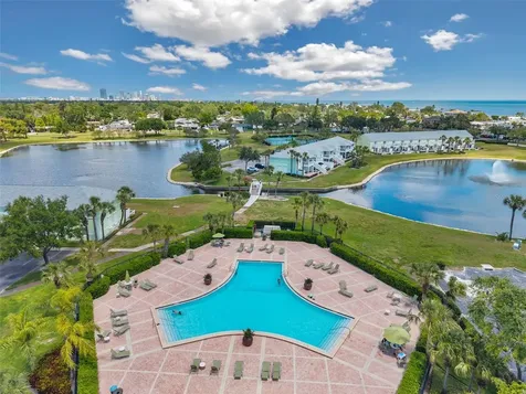 4768 Coquina Key Drive SE St Petersburg FL 33705