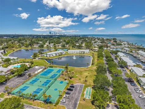 4768 Coquina Key Drive SE St Petersburg FL 33705