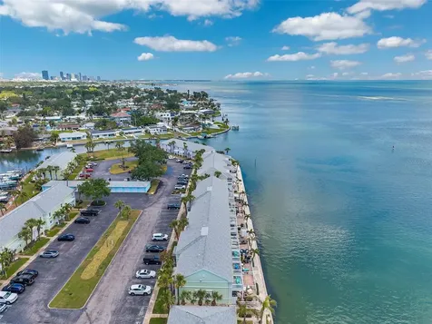 4768 Coquina Key Drive SE St Petersburg FL 33705