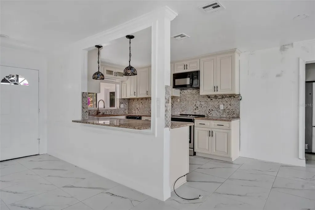 7420 Lake Willis Drive Orlando FL 32821