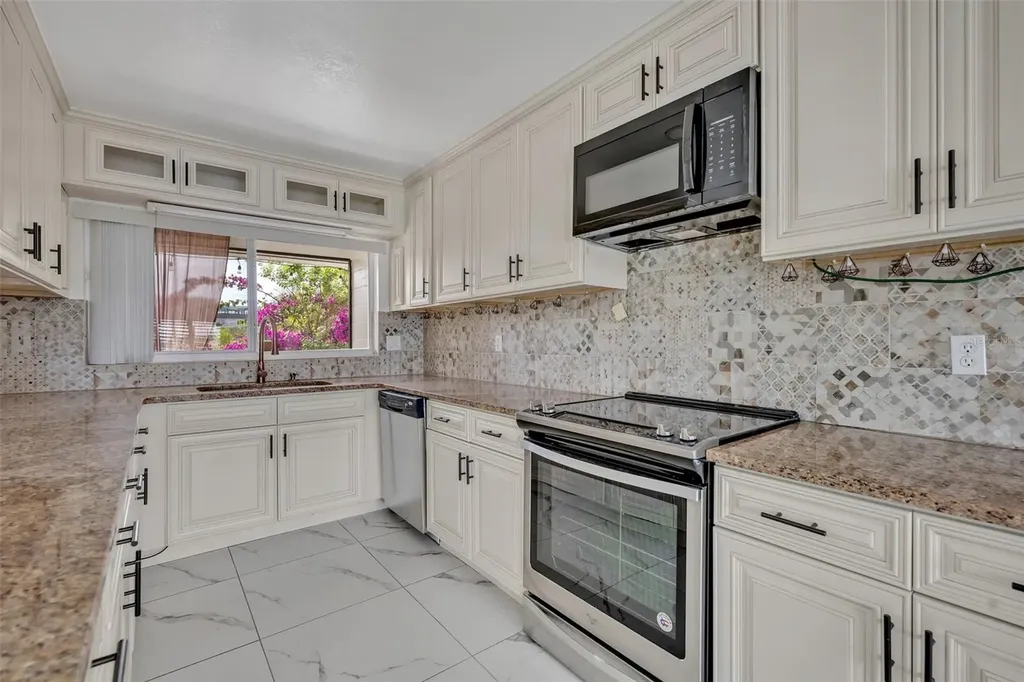 7420 Lake Willis Drive Orlando FL 32821