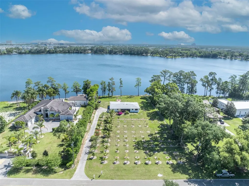 7420 Lake Willis Drive Orlando FL 32821