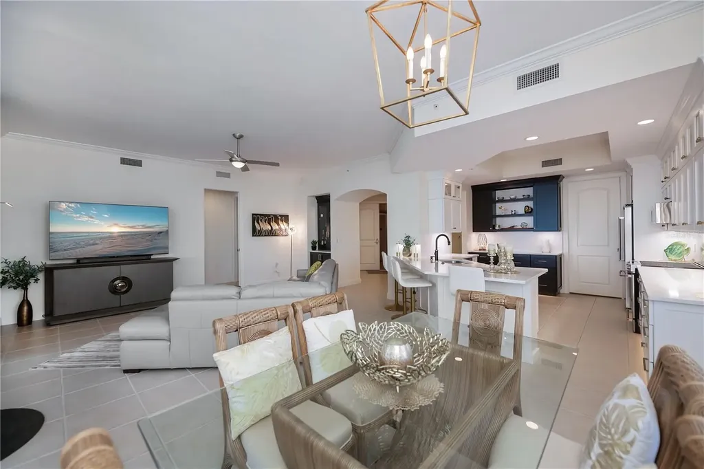 2104 W 1st Street Fort Myers FL 33901