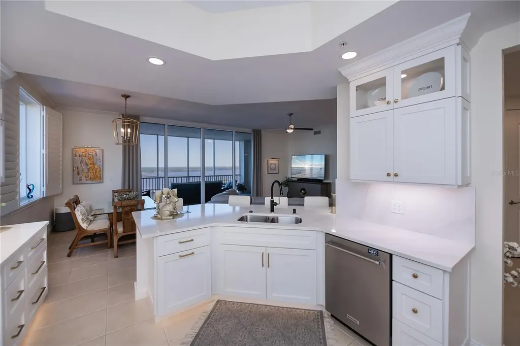 2104 W 1st Street Fort Myers FL 33901