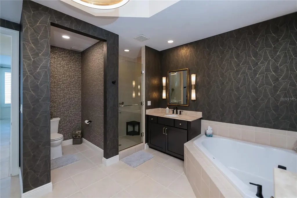 2104 W 1st Street Fort Myers FL 33901