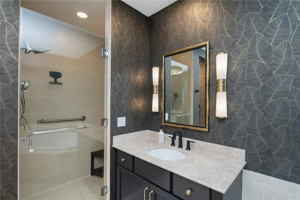 2104 W 1st Street Fort Myers FL 33901