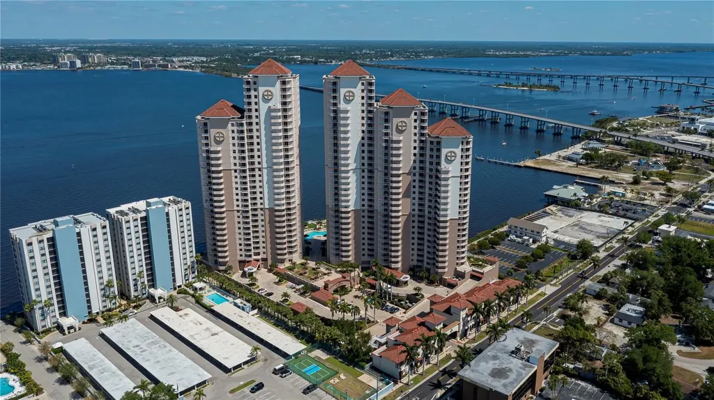 2104 W 1st Street Fort Myers FL 33901