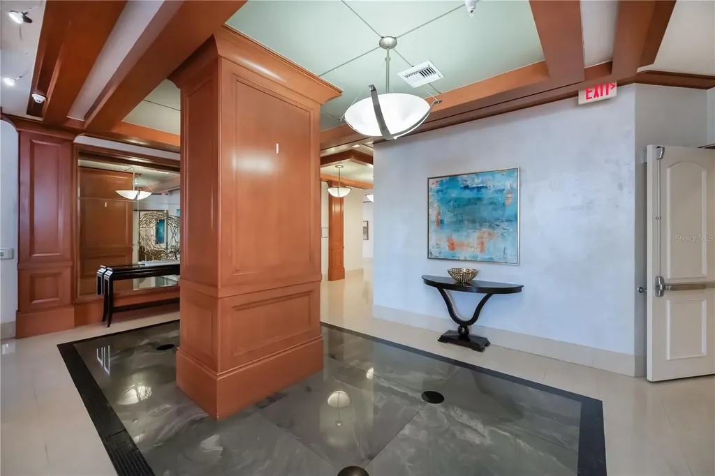 2104 W 1st Street Fort Myers FL 33901