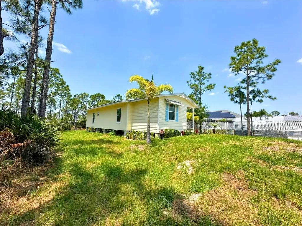 8297 Strasse Boulevard Punta Gorda FL 33982