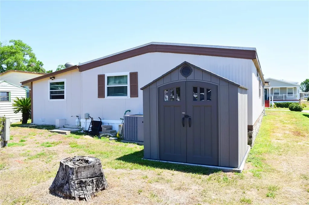 10055 Collingwood Avenue Dade City FL 33525