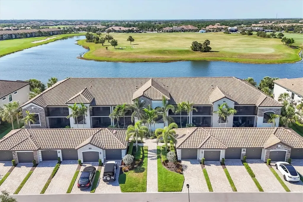 5624 Palmer Circle Bradenton FL 34211
