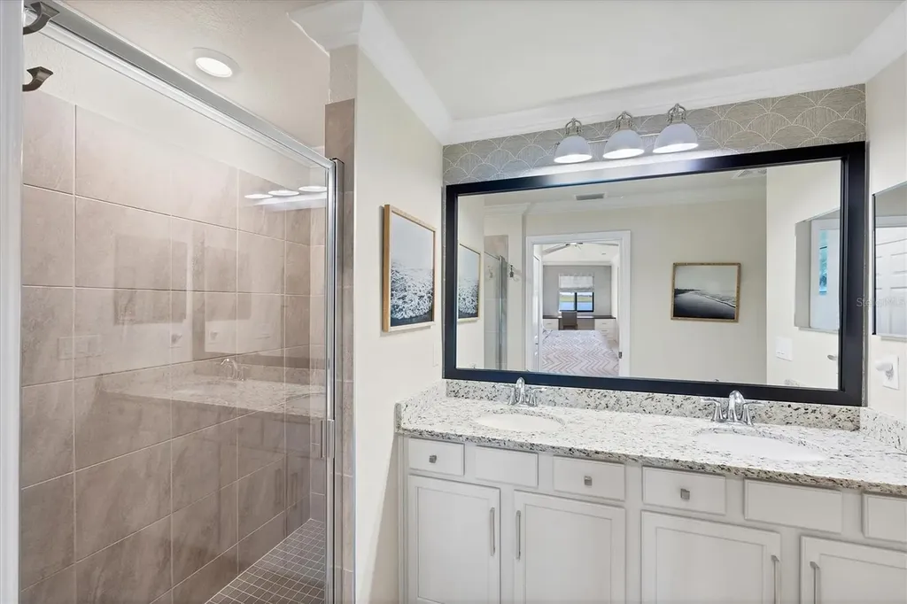 5624 Palmer Circle Bradenton FL 34211