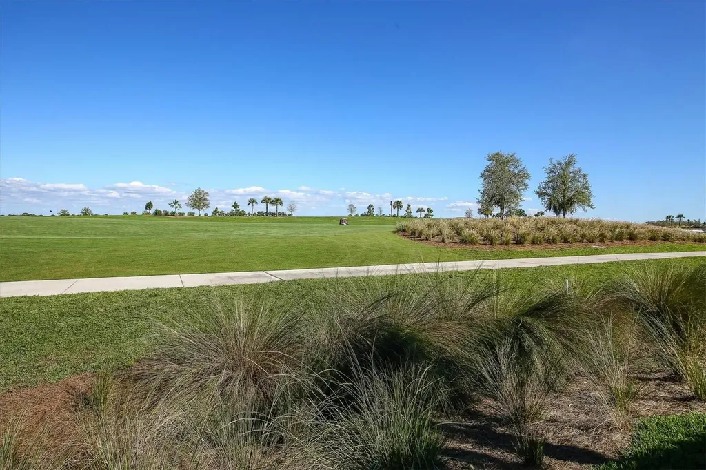 5624 Palmer Circle Bradenton FL 34211