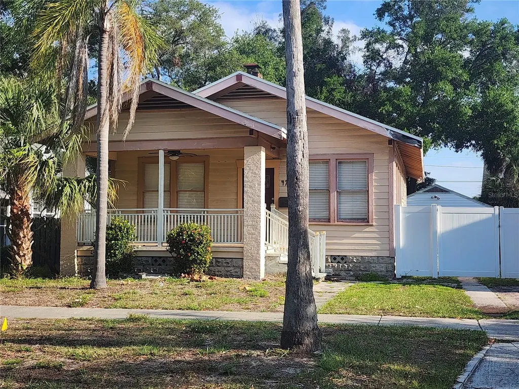 475 11th Avenue N St Petersburg FL 33701