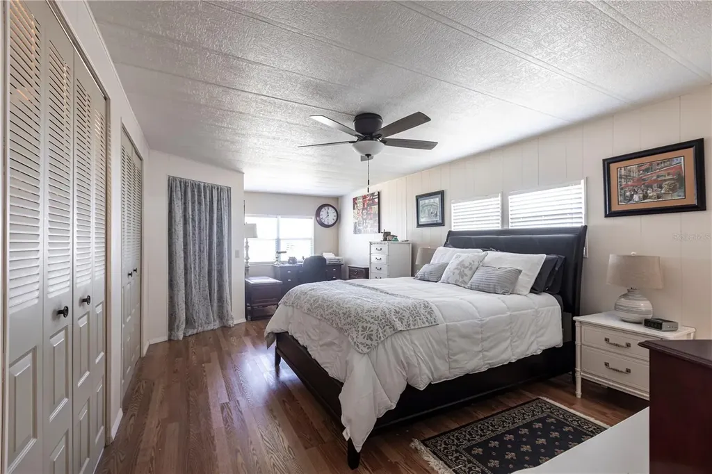 2100 Kings Highway Port Charlotte FL 33980