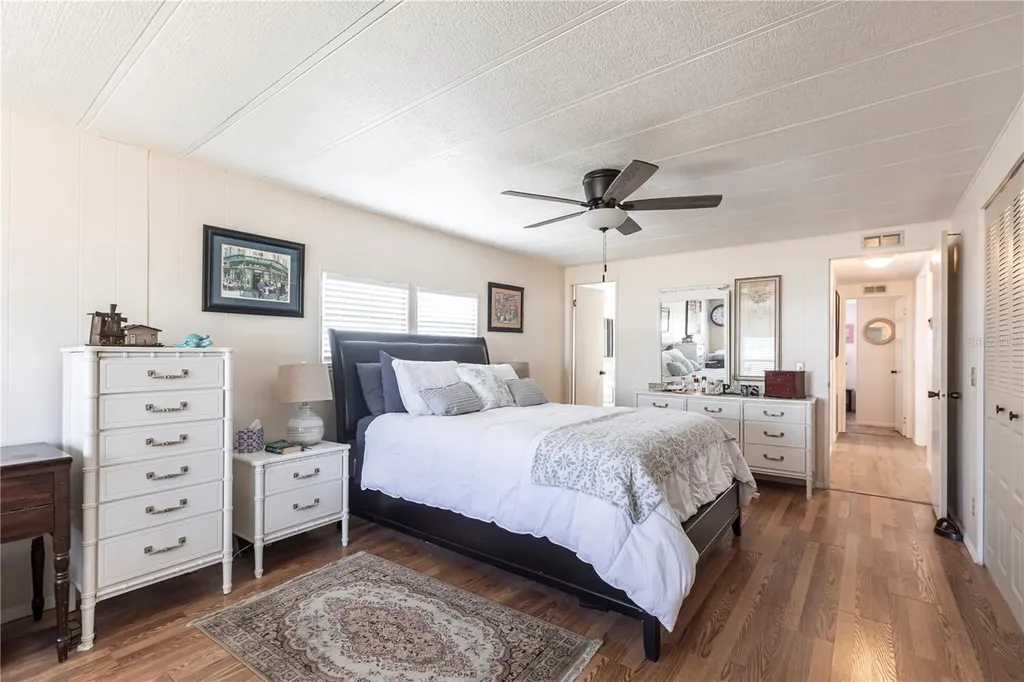 2100 Kings Highway Port Charlotte FL 33980