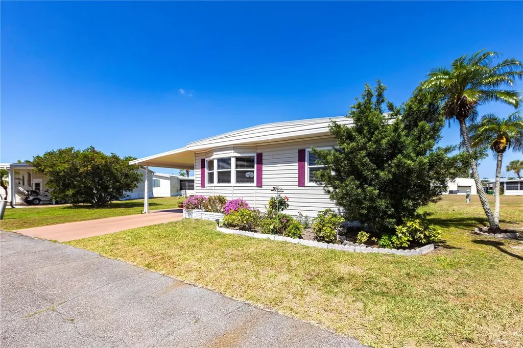 2100 Kings Highway Port Charlotte FL 33980
