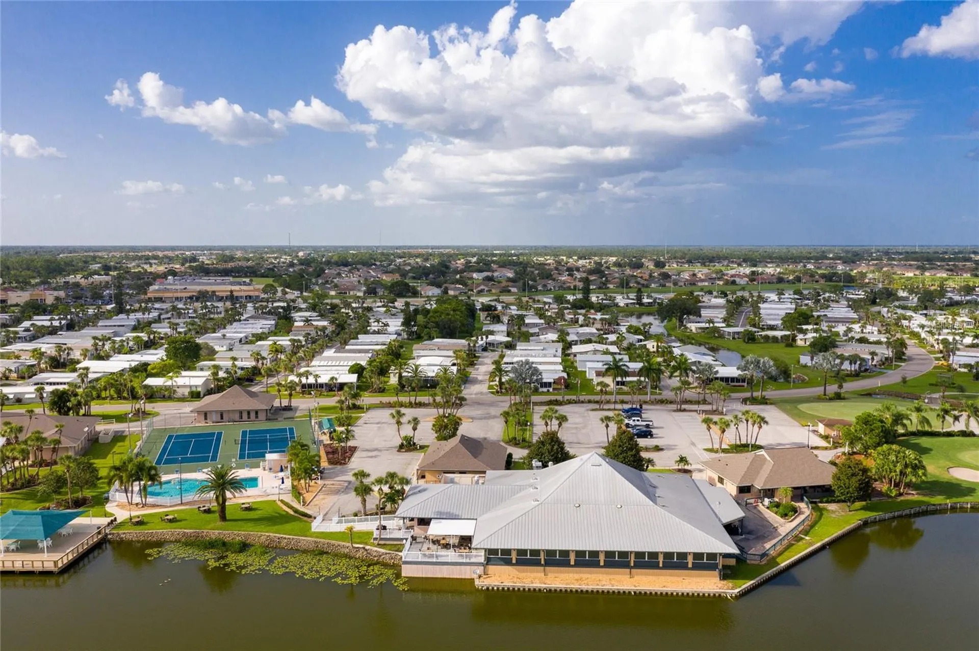 2100 Kings Highway Port Charlotte FL 33980