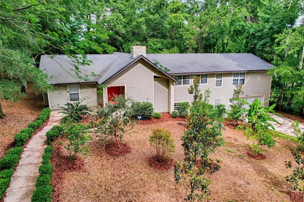 102 NW 28th Terrace Gainesville FL 32607