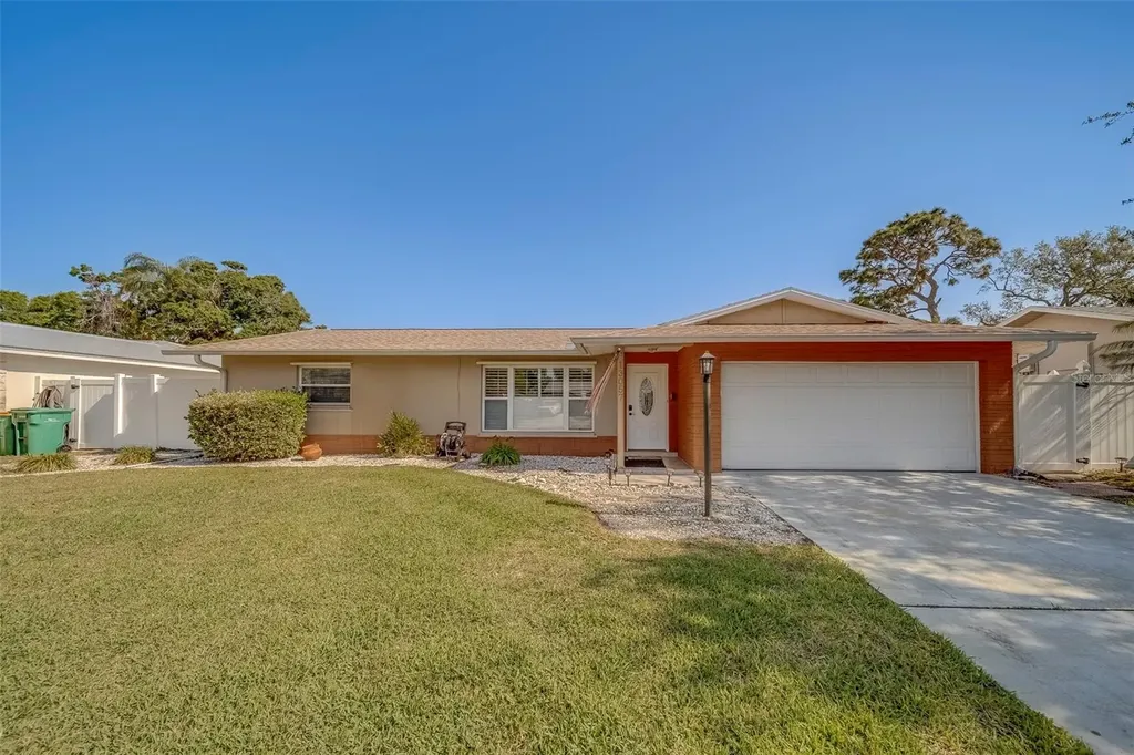 13057 89th Avenue Seminole FL 33776