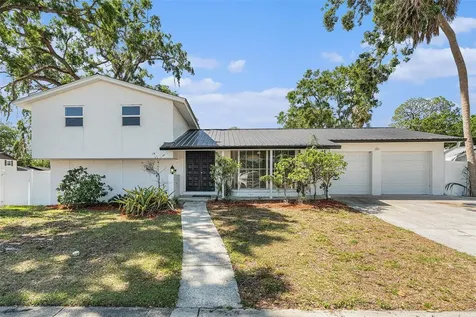 8302 W Pocahontas Avenue Tampa FL 33615