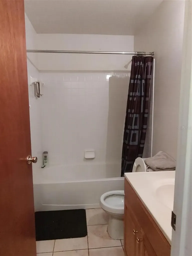 1402 Thousand Roses Drive W. Lake Wales FL 33853