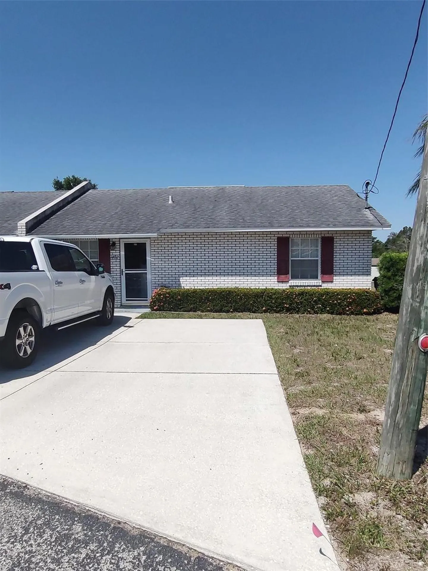 1402 Thousand Roses Drive W. Lake Wales FL 33853