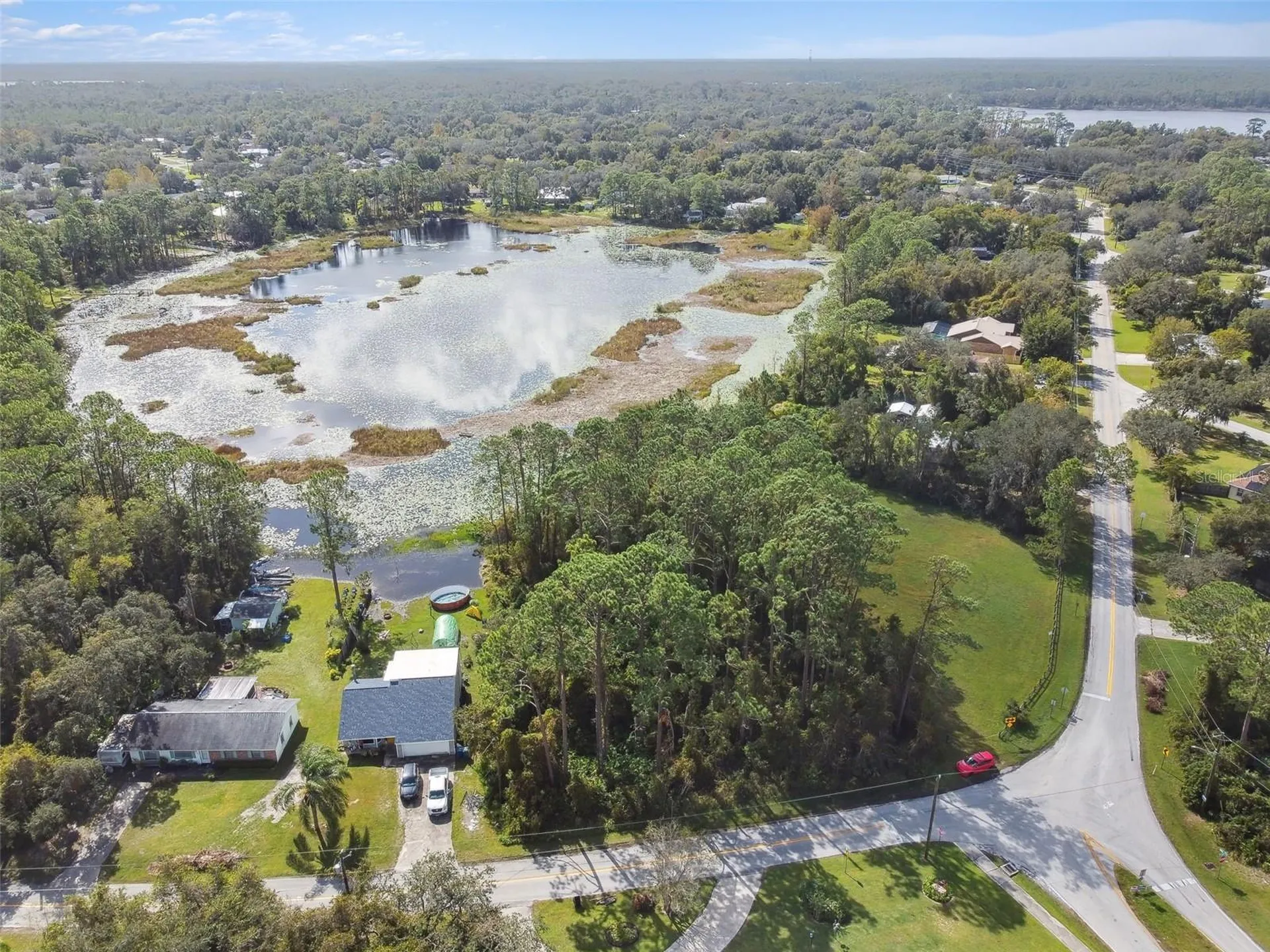 2417 E Lake Drive Deland FL 32724