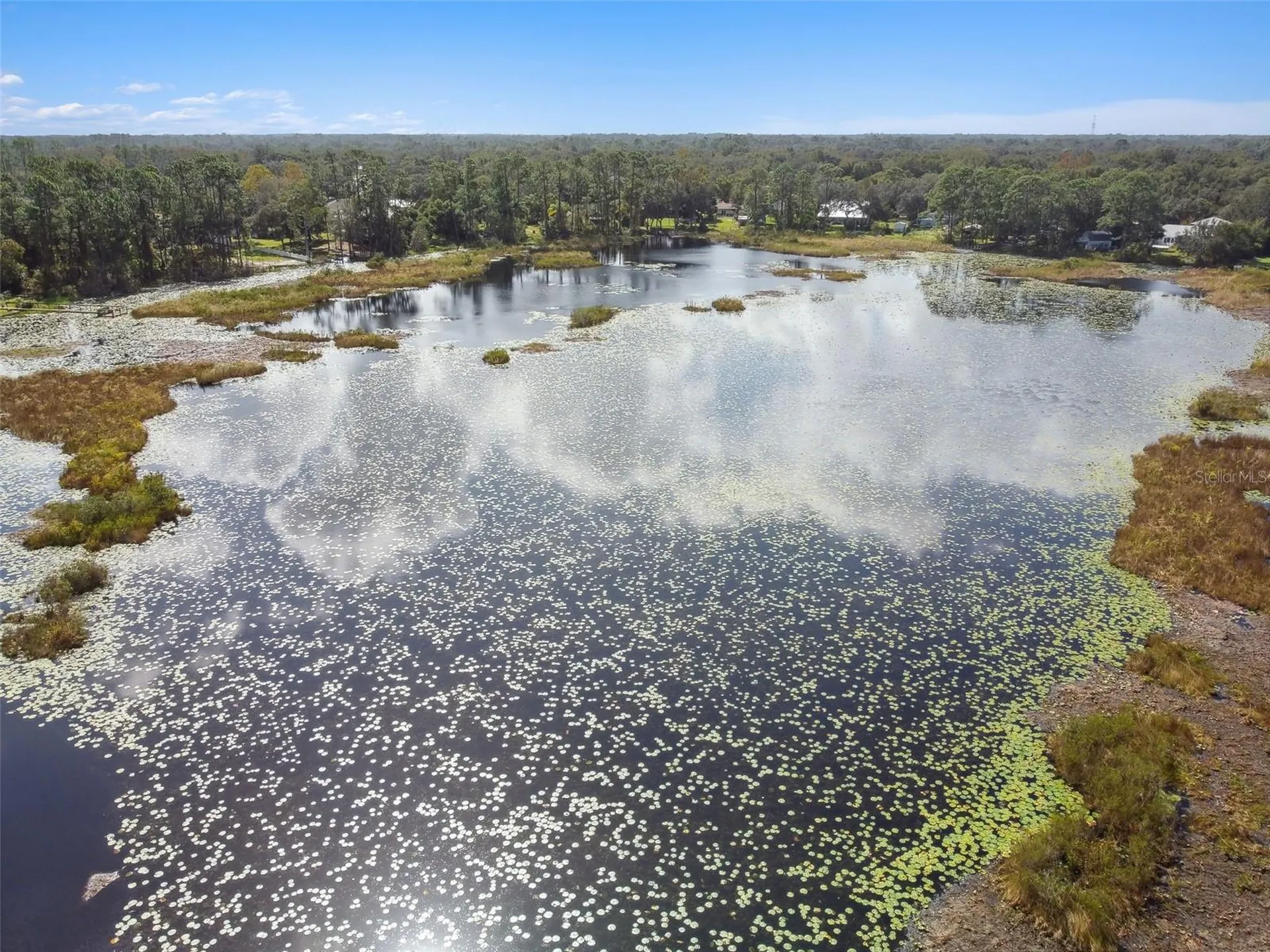 2417 E Lake Drive Deland FL 32724