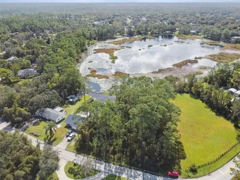 2417 E Lake Drive Deland FL 32724