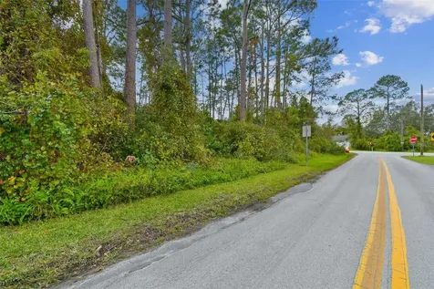 2417 E Lake Drive Deland FL 32724