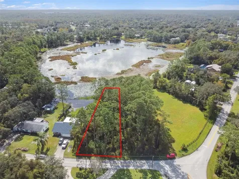 2417 E Lake Drive Deland FL 32724