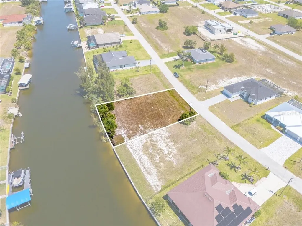 2306 NW 37th Place Cape Coral FL 33993