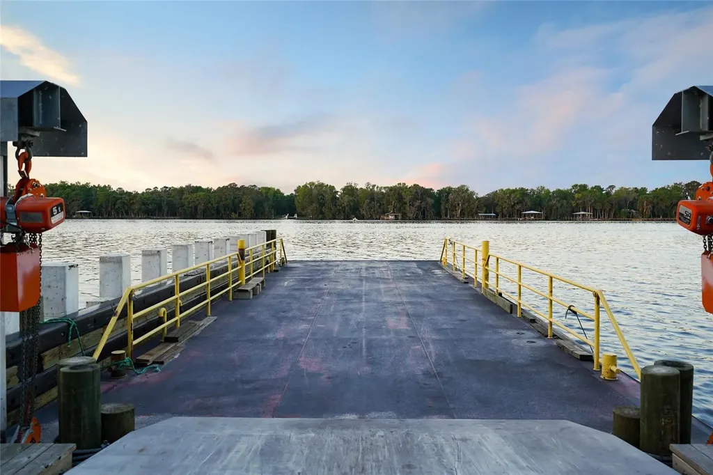356 Drayton Island Road Georgetown FL 32139